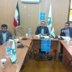 در استان‌های دیگر فرش قرمز زیر پای سرمایه‌گذار پهن می‌کنند