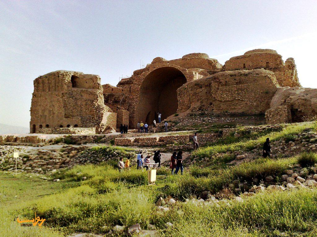 کاخ اردشیر بابکان در استان فارس